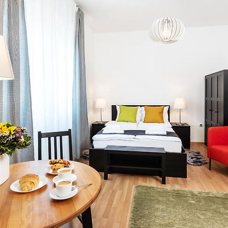 Studio apartment Financial Park Belgrado Esterno foto