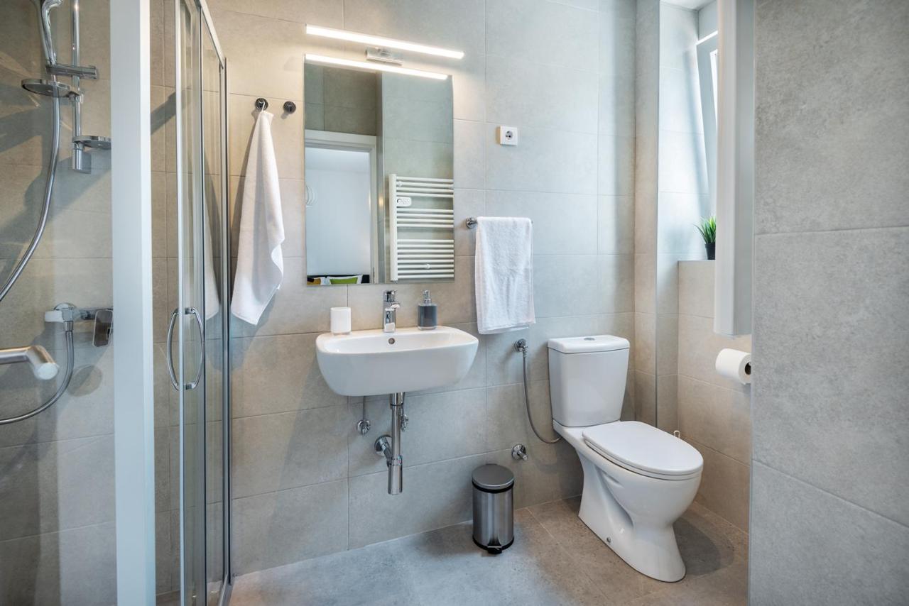 Studio apartment Financial Park Belgrado Esterno foto
