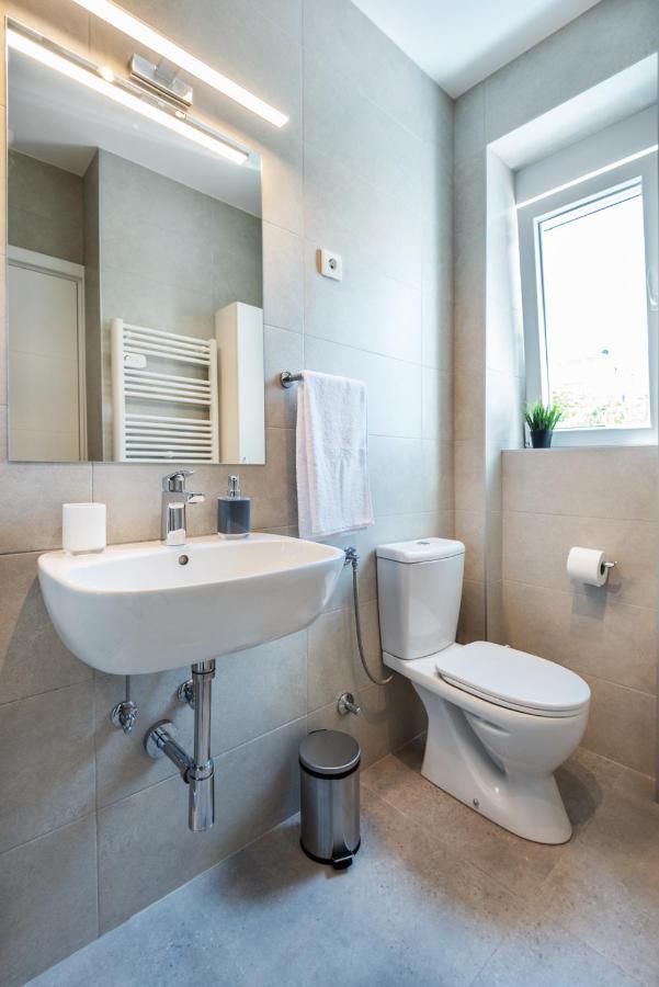 Studio apartment Financial Park Belgrado Esterno foto