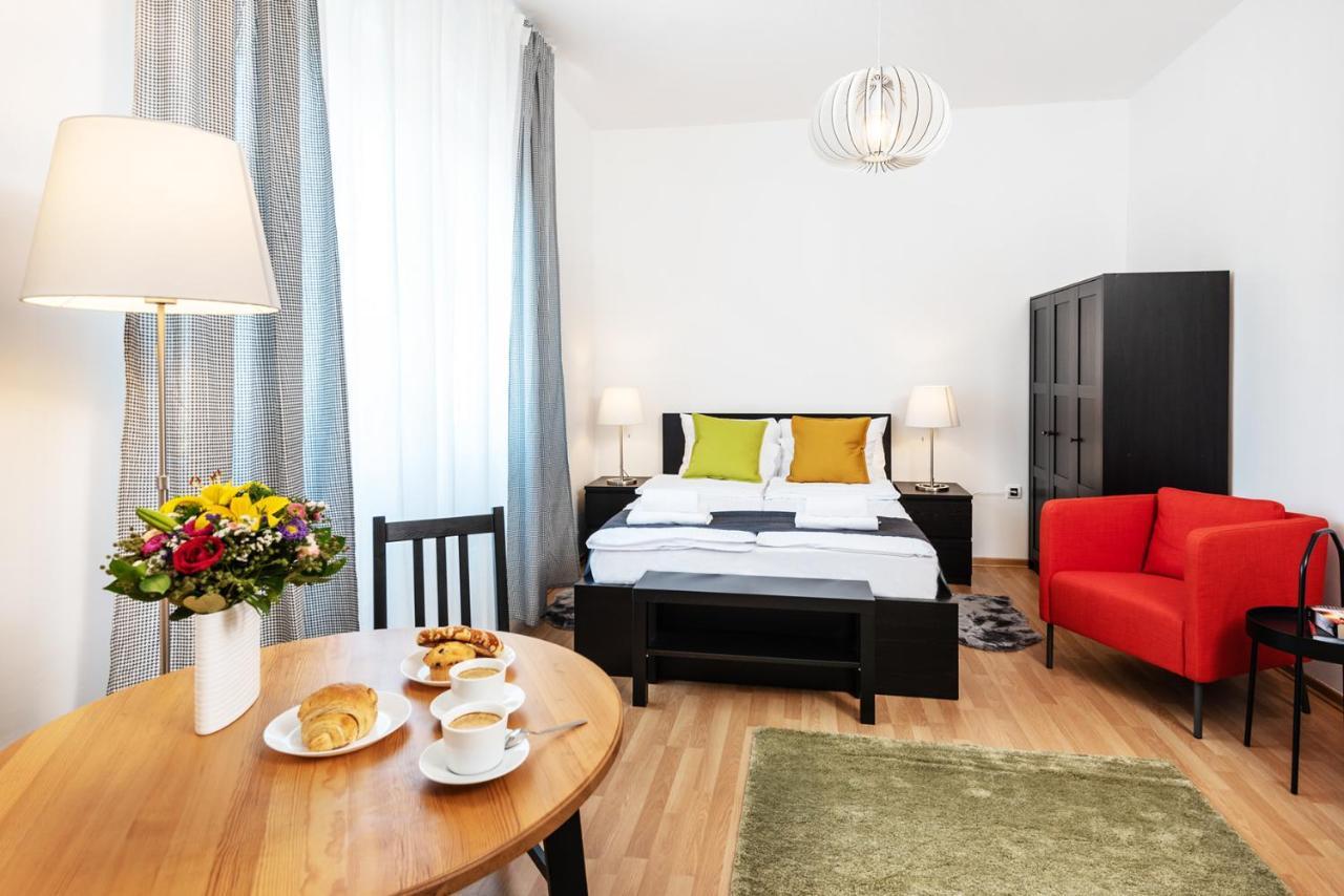 Studio apartment Financial Park Belgrado Esterno foto